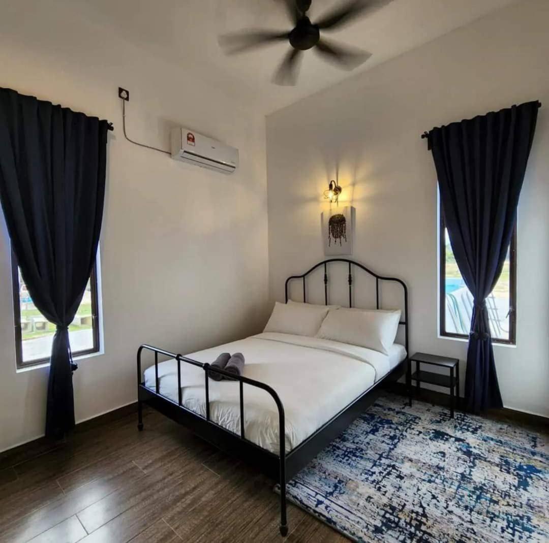 Kamalia Villas Kampung Penarik Εξωτερικό φωτογραφία